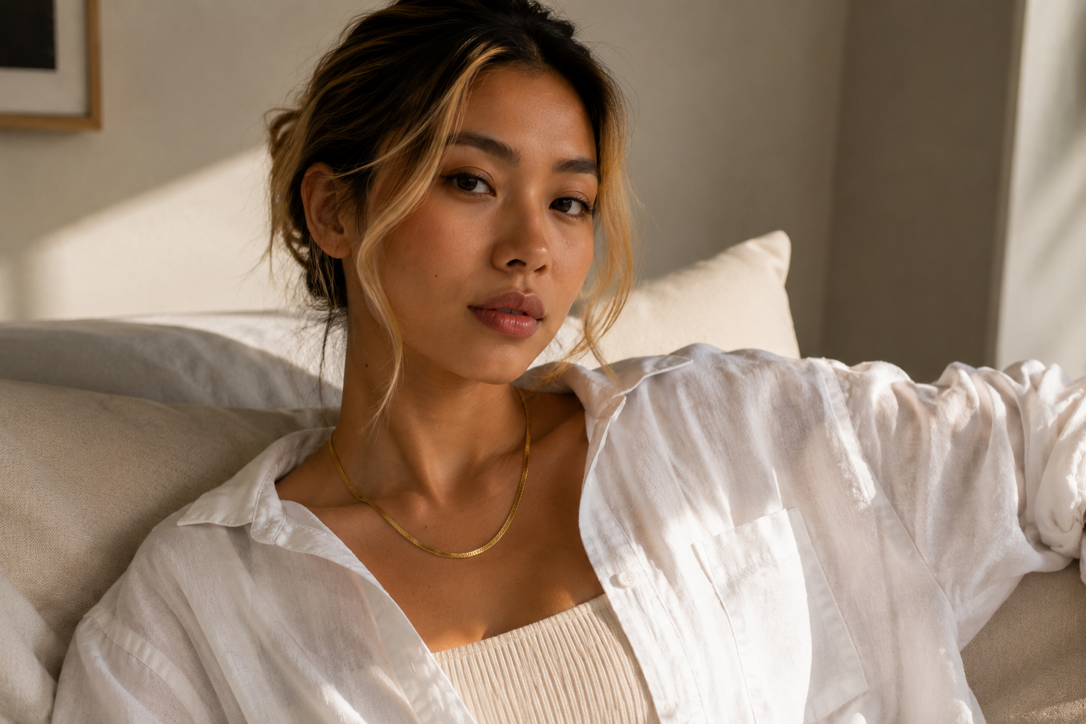 The Return of Soft Luxury: Why Minimal Gold Jewelry Is Defining Style in 2026