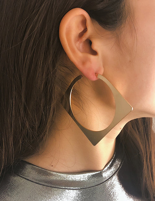 Gold squared hoops