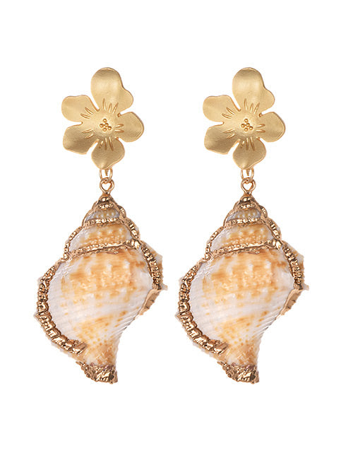 Golden Shell Earrings